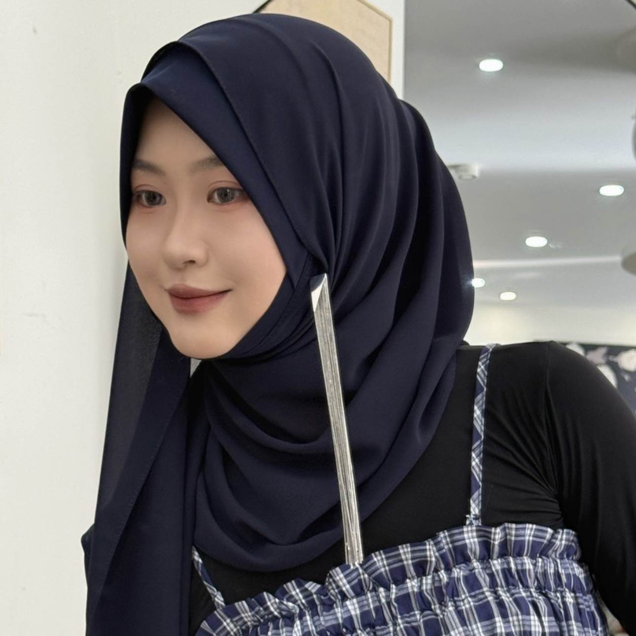 高级感流苏耳坠款雪纺拼接绕巾