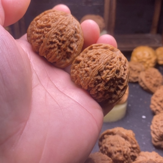 南疆石石42文玩核桃