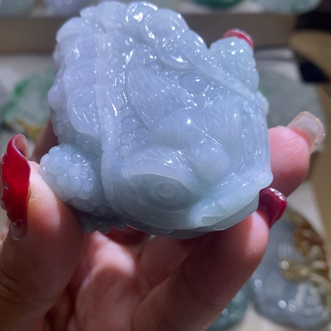 【闪购商品】翡翠颈饰未镶嵌金蟾有避雕