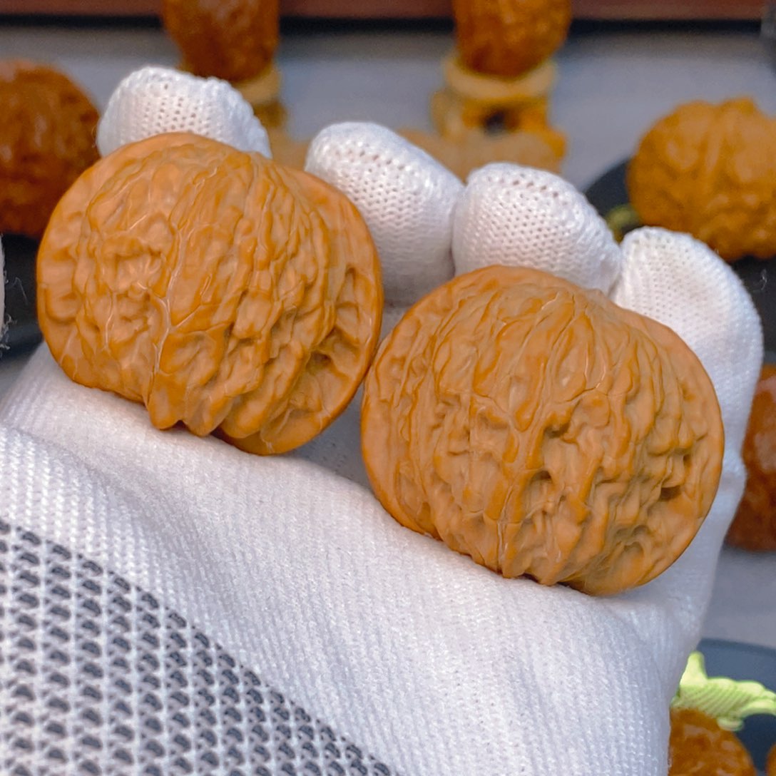 文玩核桃吊坠天花板级 正磨盘 38.5