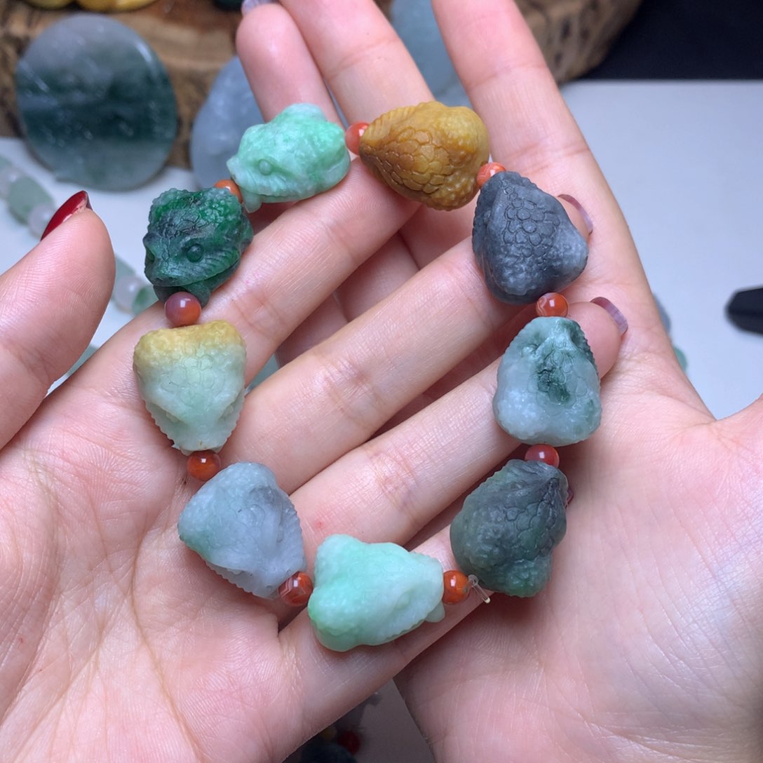 定制翡翠未镶嵌…****…翡翠