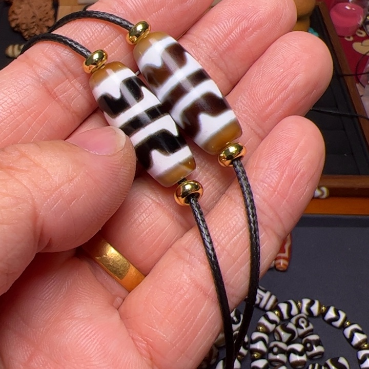 未镶嵌颈饰玛瑙/玉髓