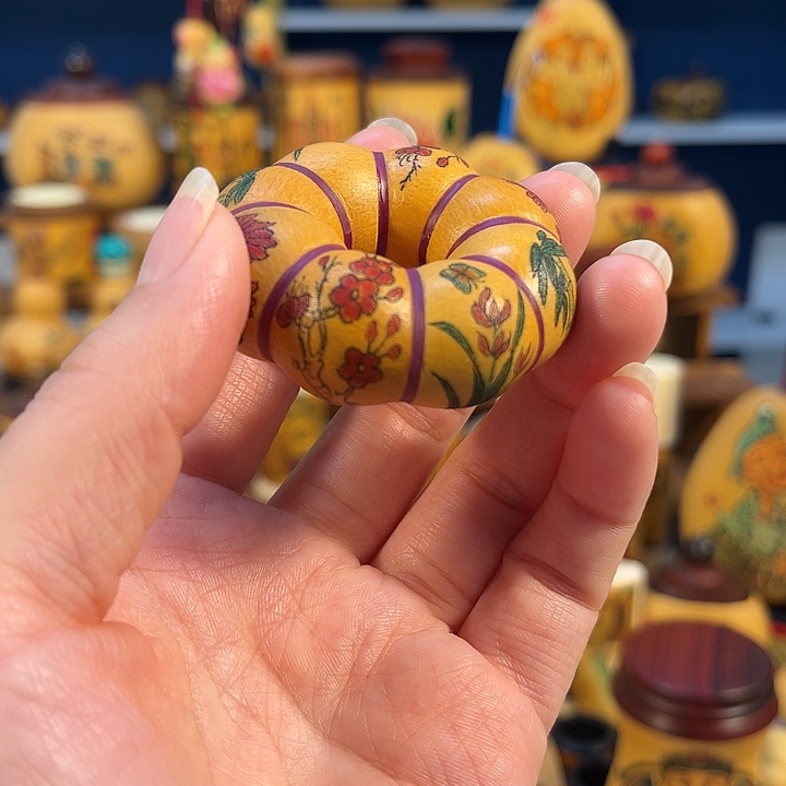 大叶紫檀（黑酸枝木类）