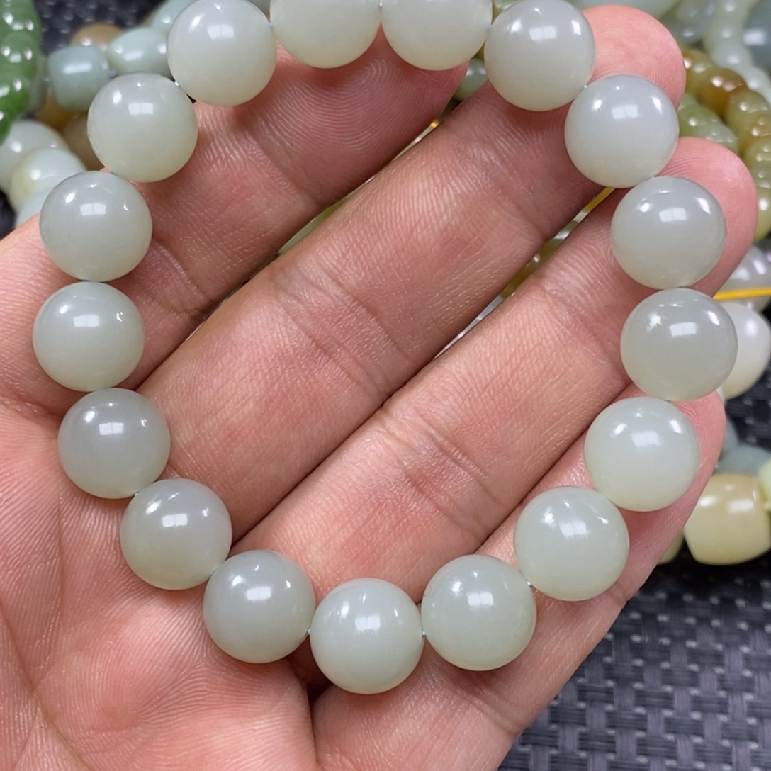 和田玉手链未镶嵌