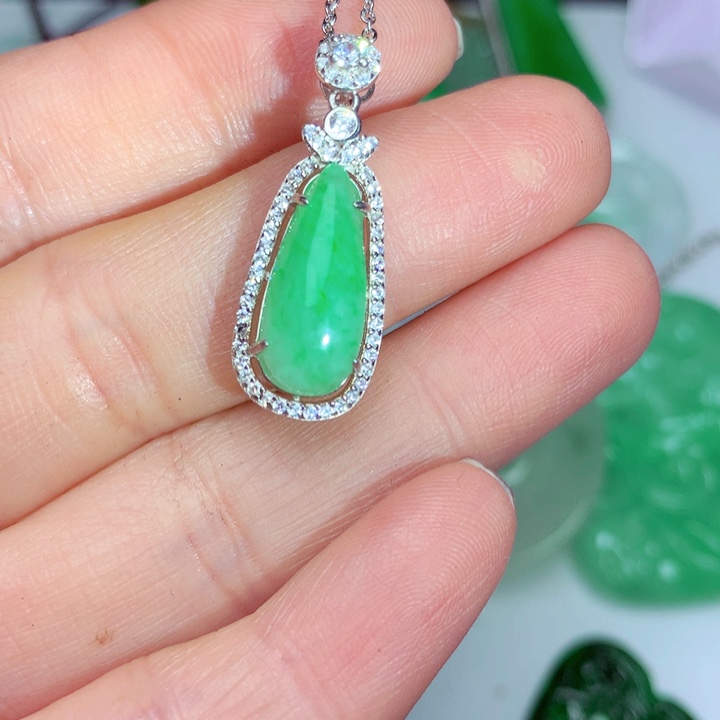 翡翠吊坠(不含链)未镶嵌