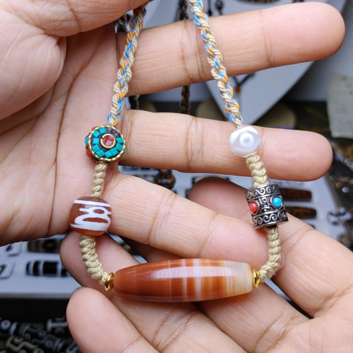 玛瑙/玉髓颈饰未镶嵌