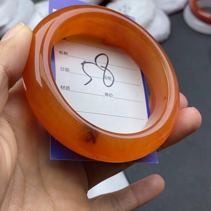 石英质玉未镶嵌手镯