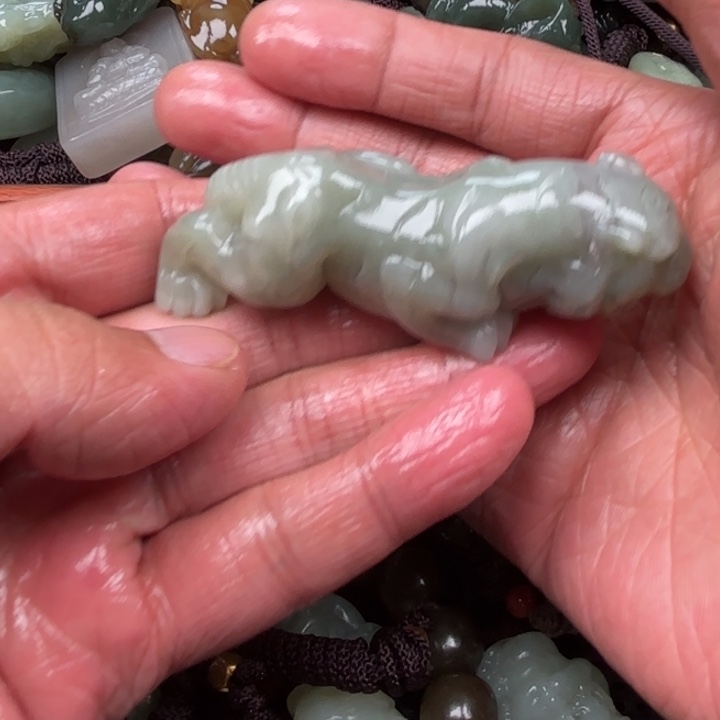 和田玉吊坠未镶嵌