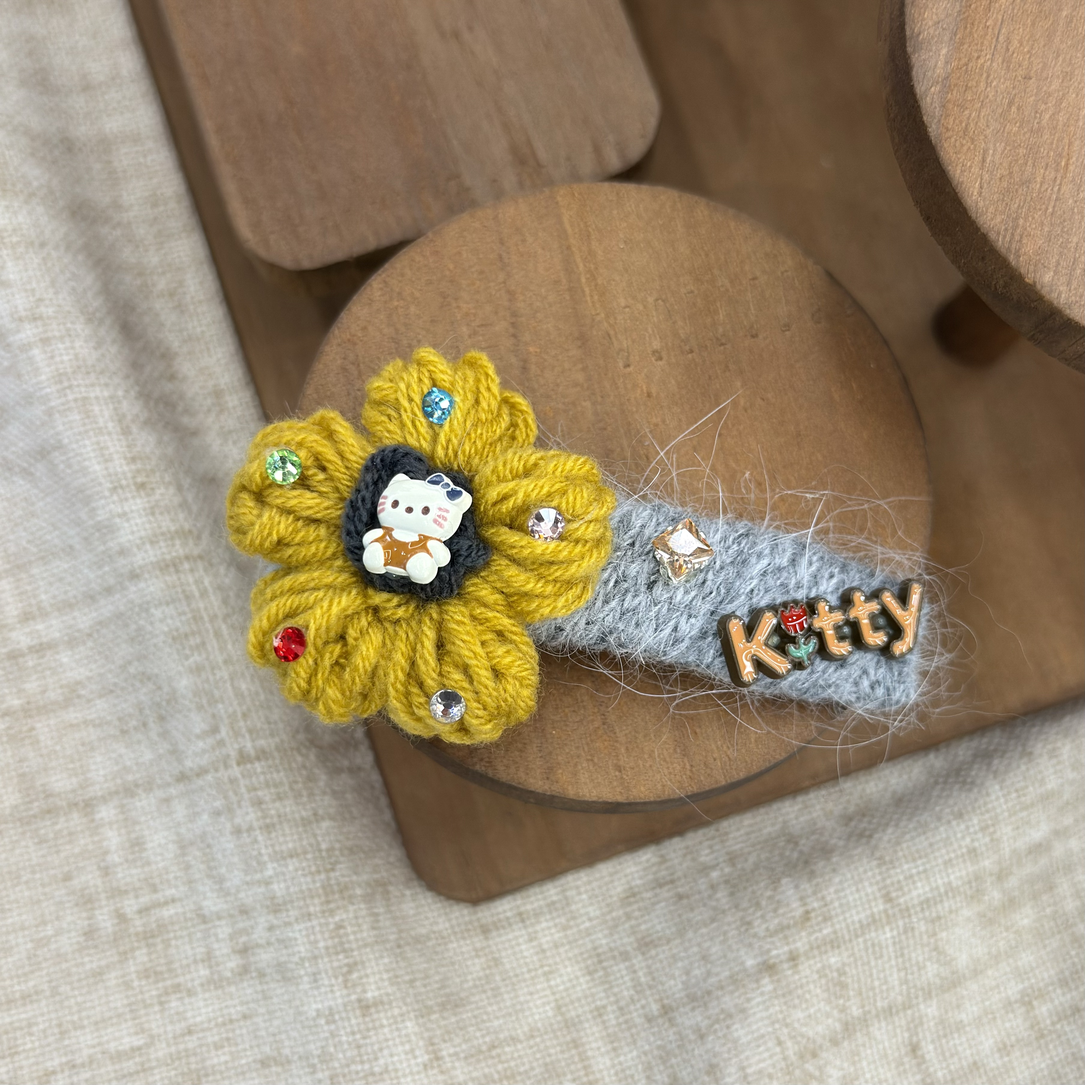 F087黄色花朵KT猫咪闪闪掰掰夹