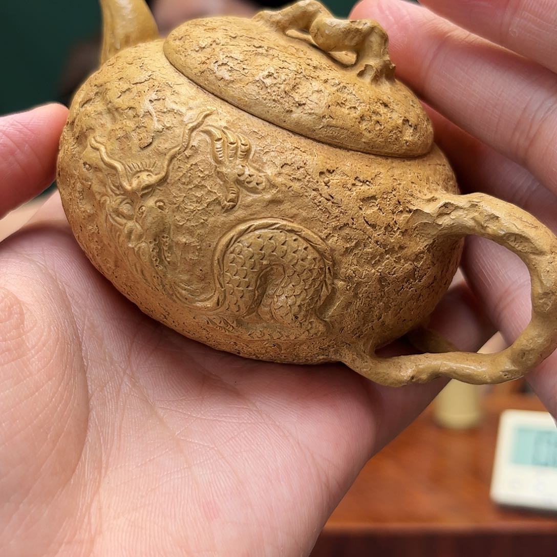 紫砂茶宠大雪紫砂金龙供春