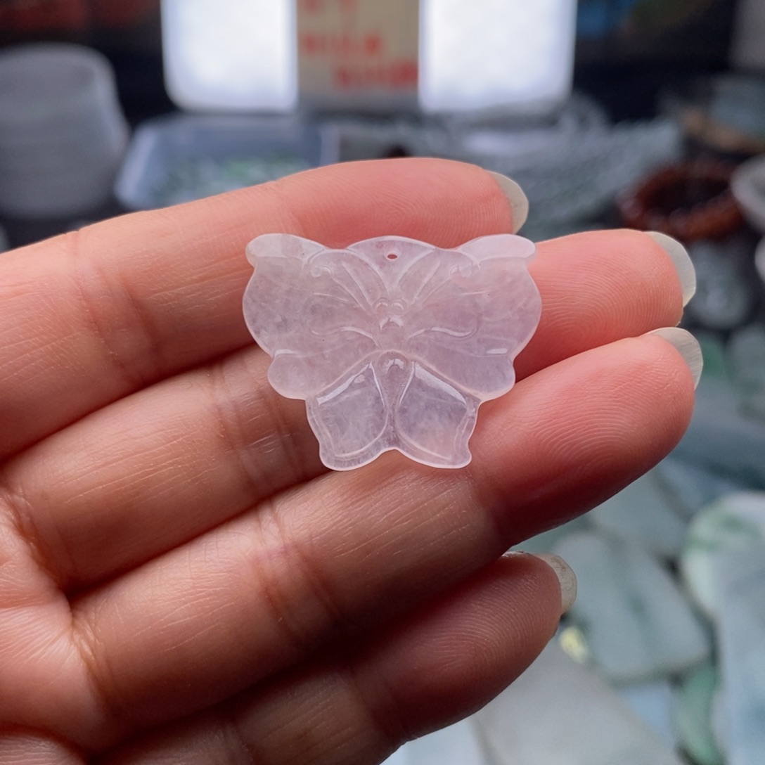 定制翡翠未镶嵌小蝴蝶