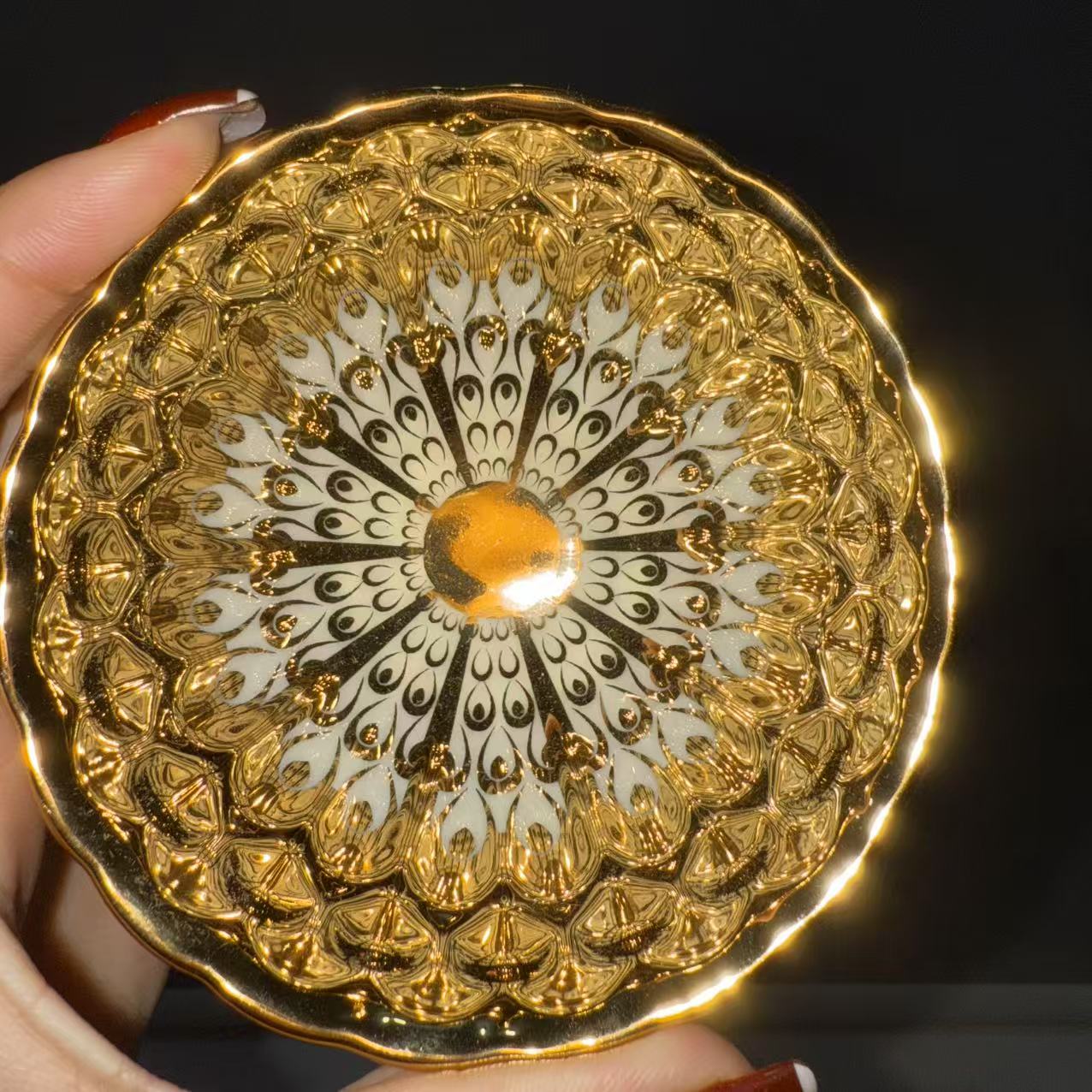 精品窑宝    金色传说孔雀主人杯