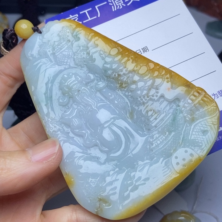 翡翠颈饰未镶嵌翡翠