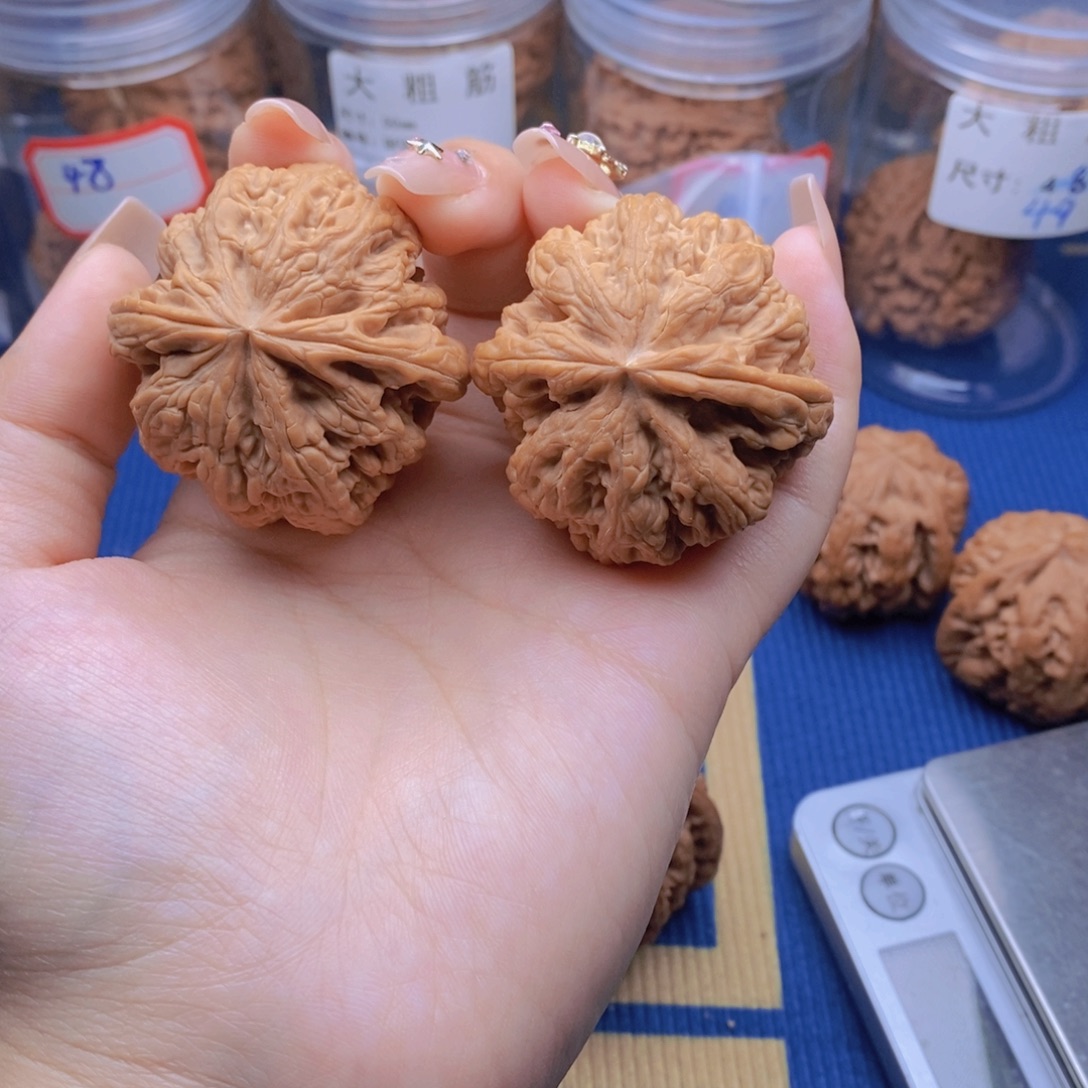 吊坠文玩核桃粗筋精品对44