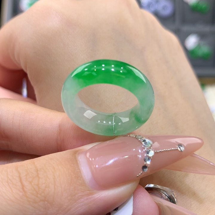 未镶嵌戒指翡翠10