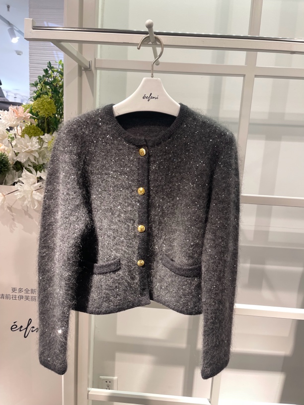 2025春季新品针织开衫，1FC132485G，灰色