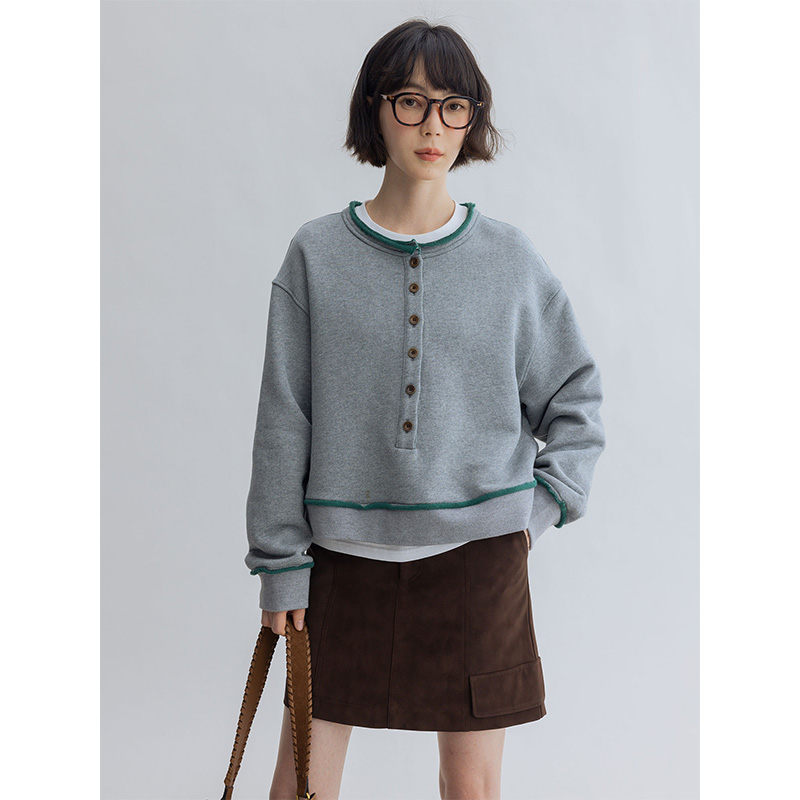 DotDrobe/多着M1u系学院风 亨利领长门襟卷边卫衣女春-咖色/花灰