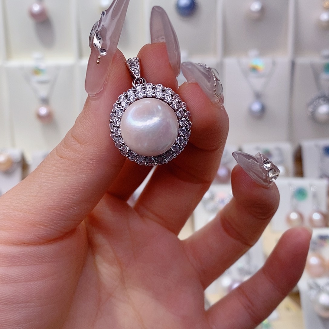 淡水珍珠未镶嵌吊坠(赠链)