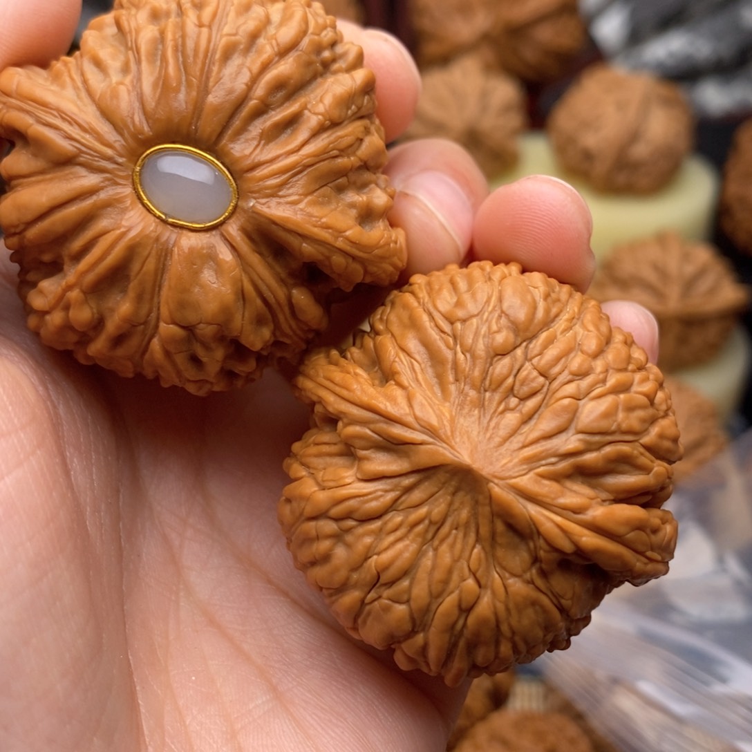 文玩核桃吊坠43泥鳅背