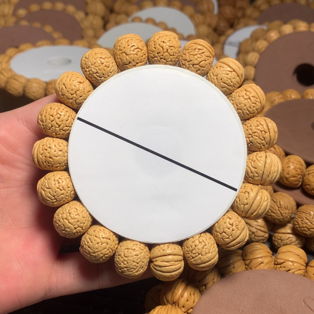 桃核手串A****飞虎皮肌肉