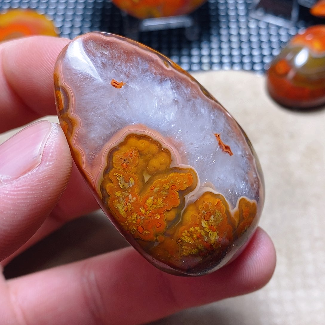 玛瑙/玉髓颈饰未镶嵌自**然