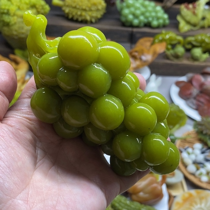 蛇纹石玉未镶嵌摆件