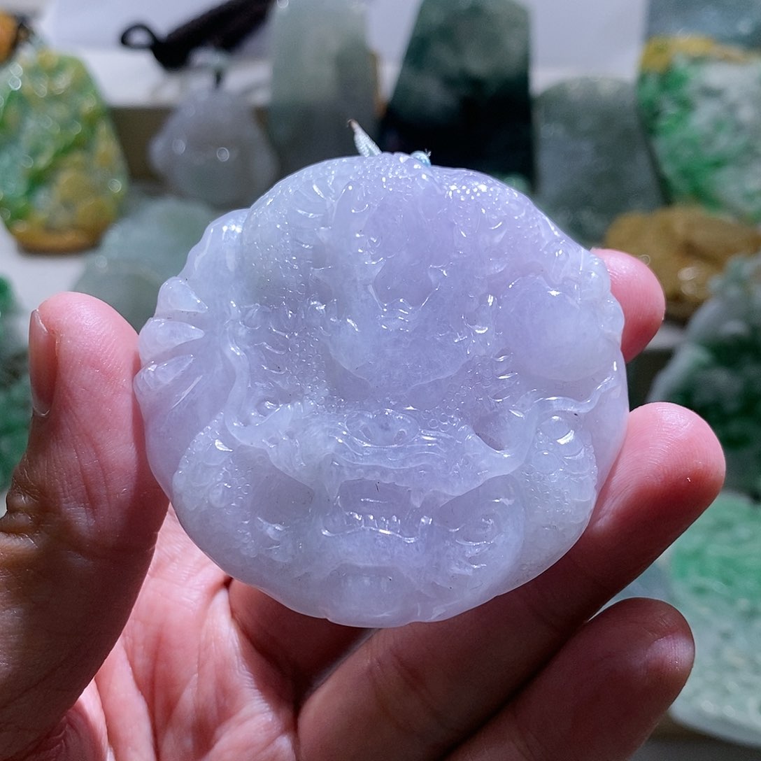 【闪购商品】翡翠颈饰未镶嵌龙牌