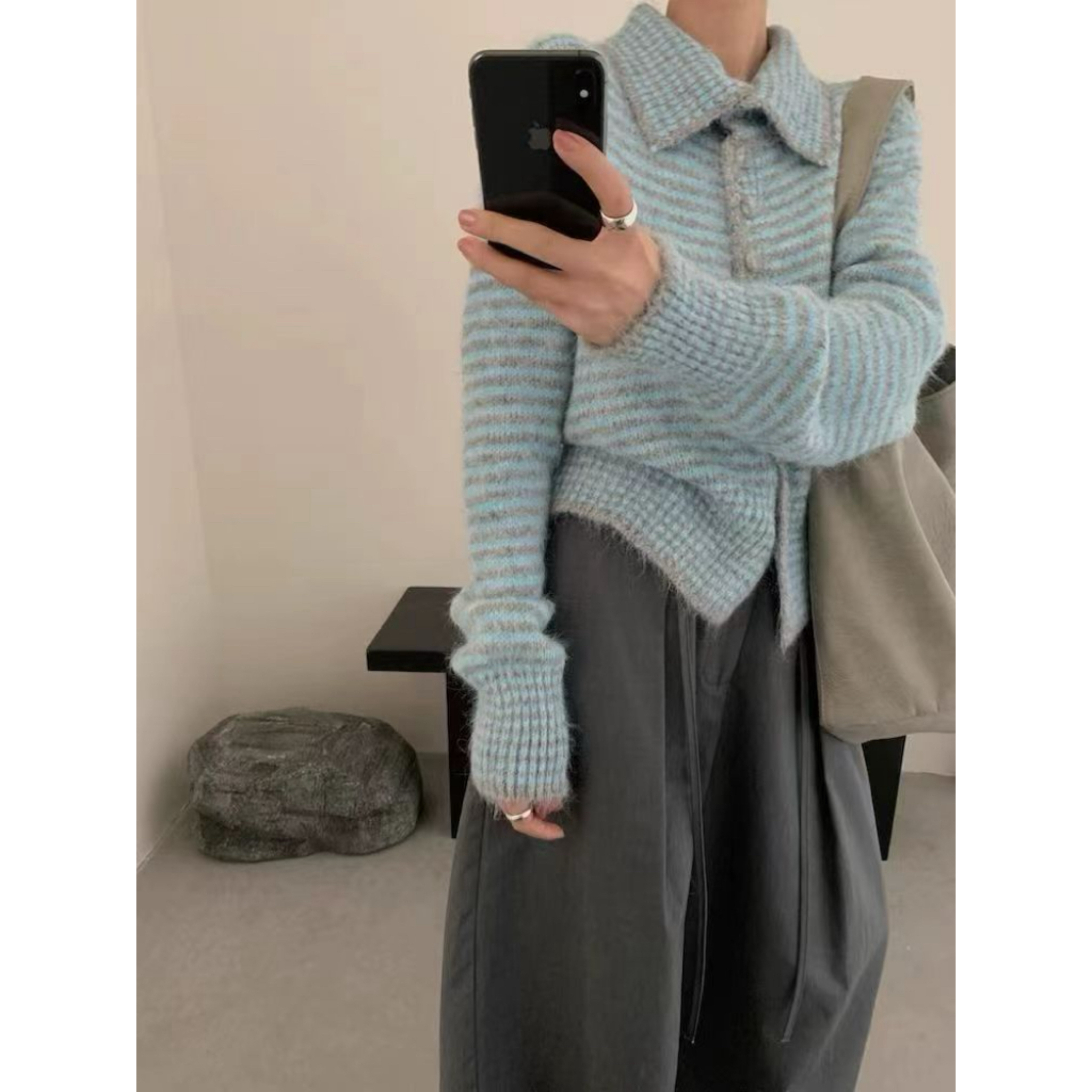 韩 东大门 翻领横条纹毛衣