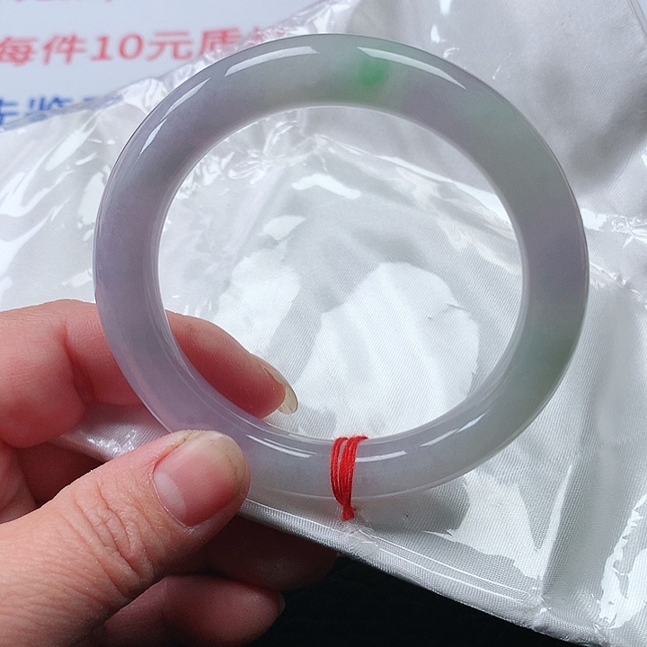 翡翠手镯未镶嵌翡翠061