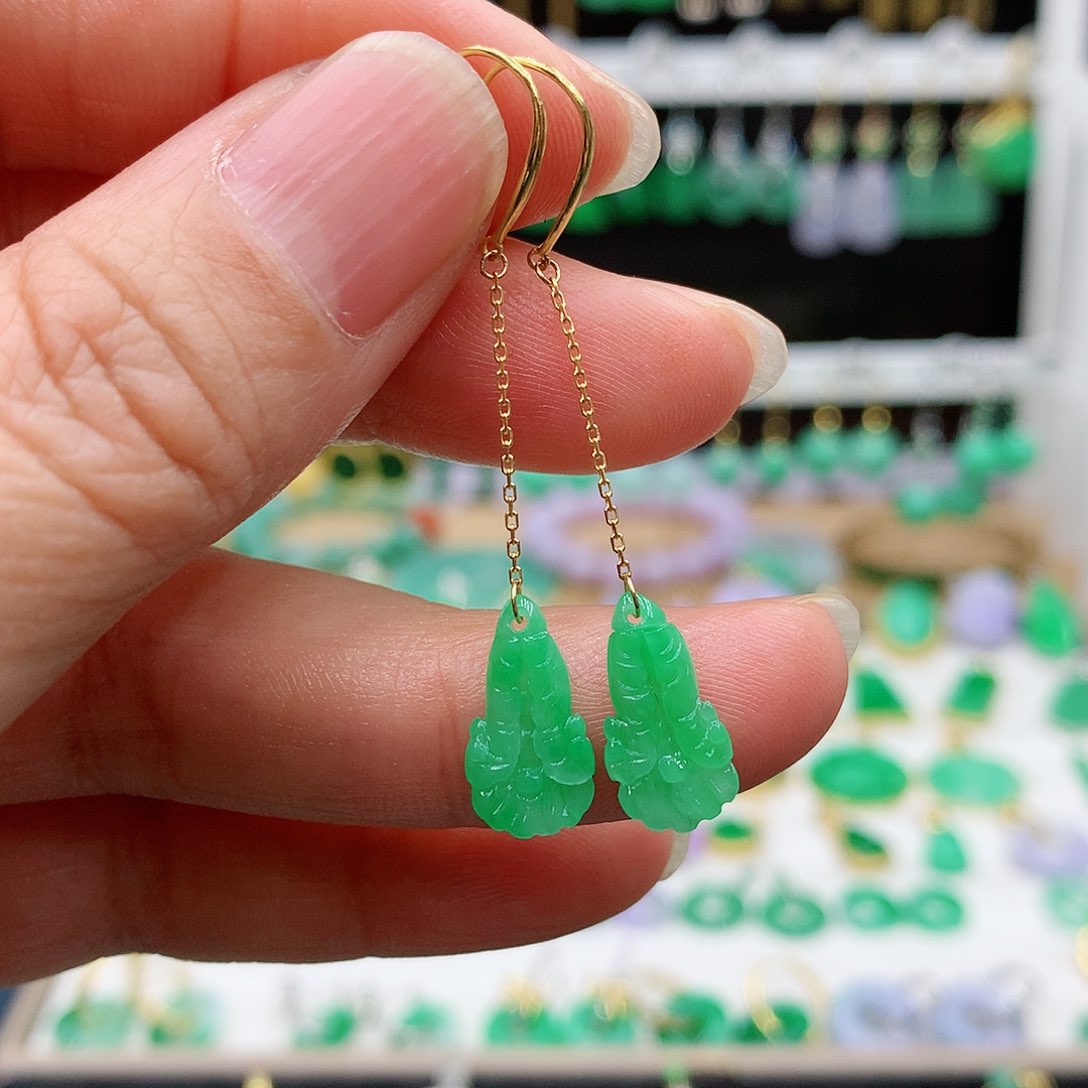 翡翠耳饰18K金镶嵌的