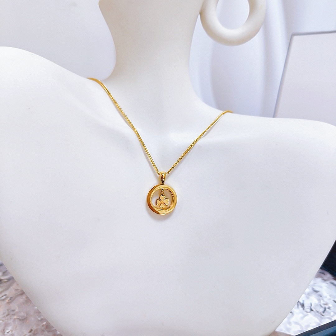 不锈钢项链 钛钢四叶草圆环项链 简约时尚精致百搭锁骨链轻奢气质