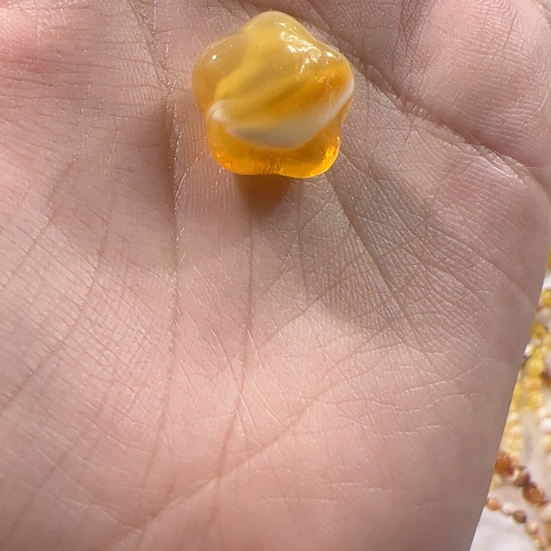 琥珀未镶嵌珠宝奇石金瓷白橘沁荧光星星