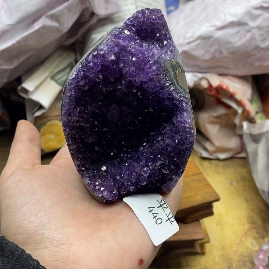 紫晶乌拉圭未镶嵌