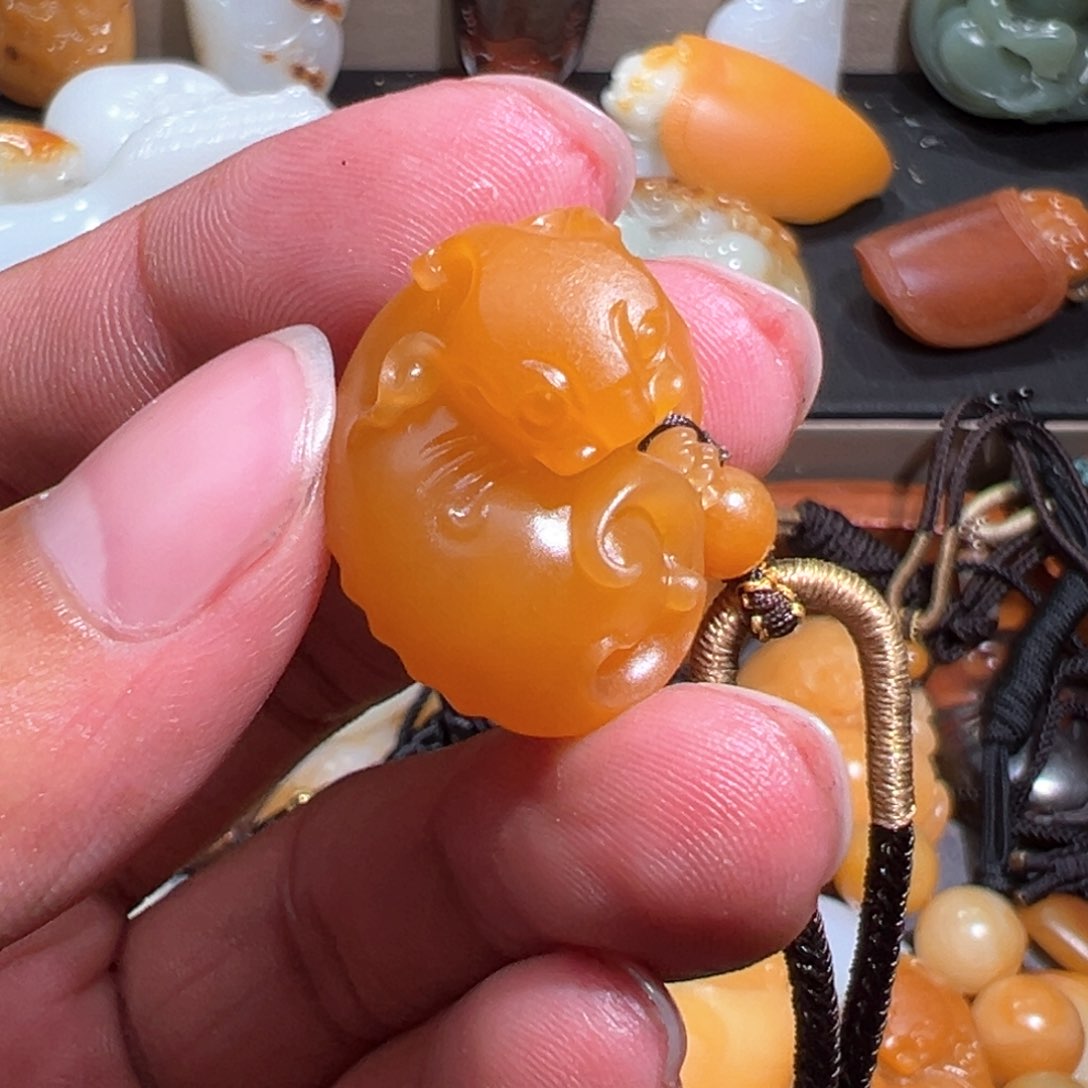 和田玉颈饰未镶嵌