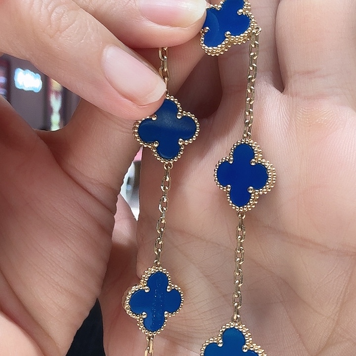 18K金镶嵌手链玛瑙/玉髓手链