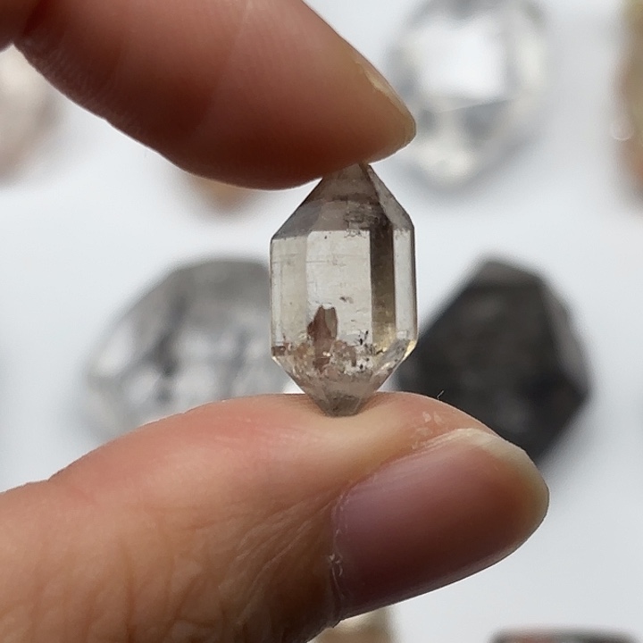 颈饰水晶未镶嵌茶闪灵钻17mm+