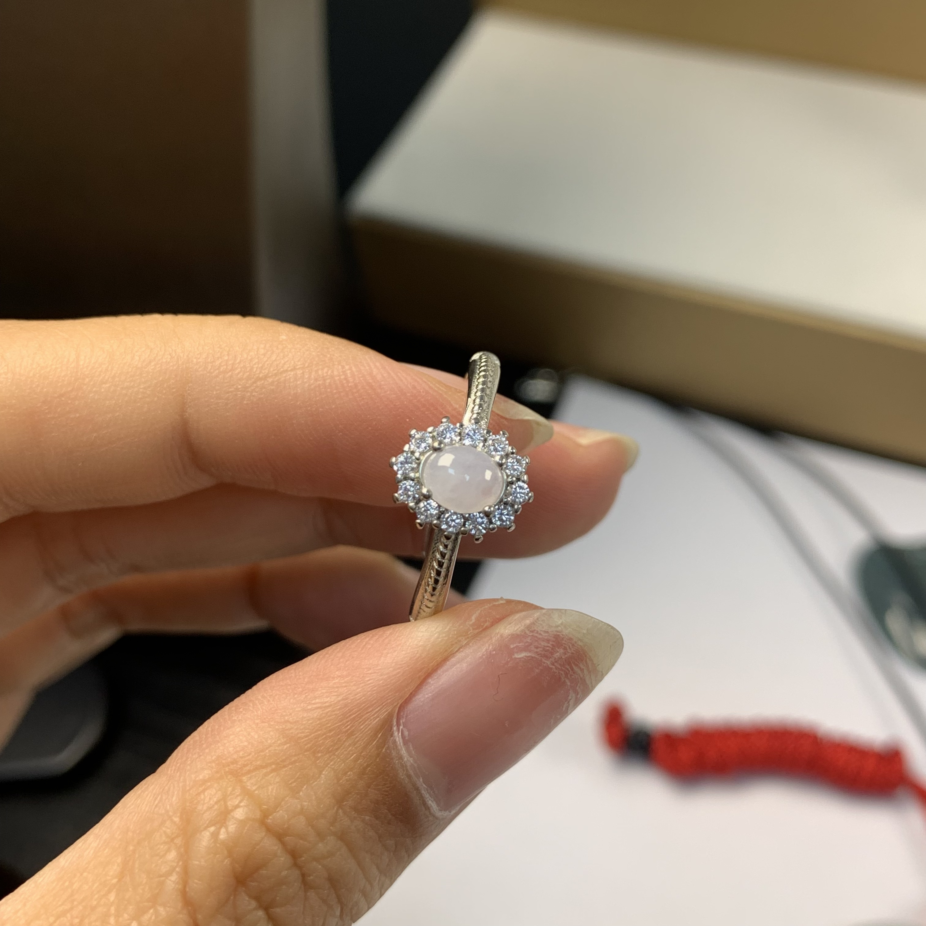 翡翠 蛋面 戒指  