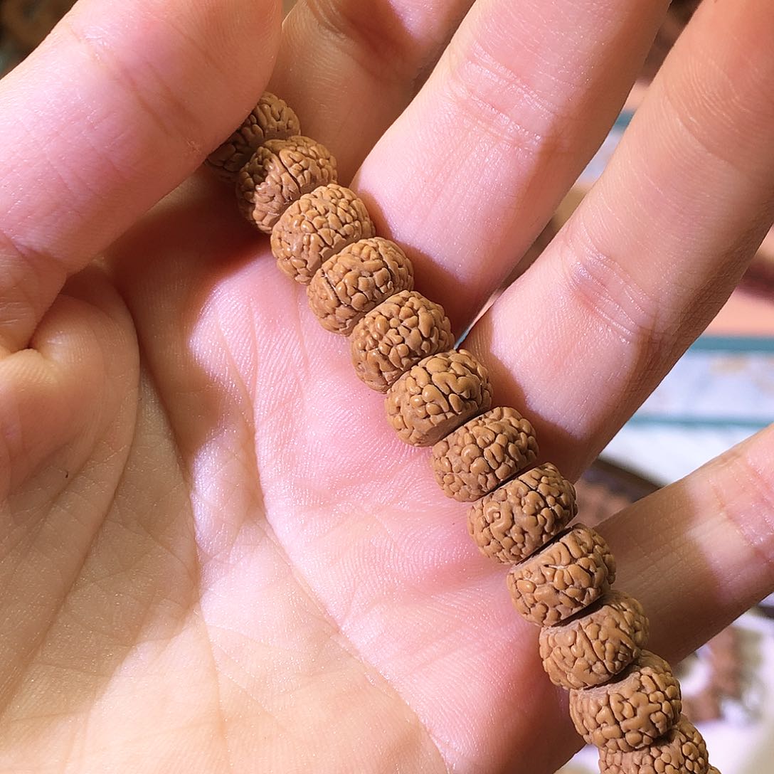 金刚菩提吊坠庄****起龙鳞108