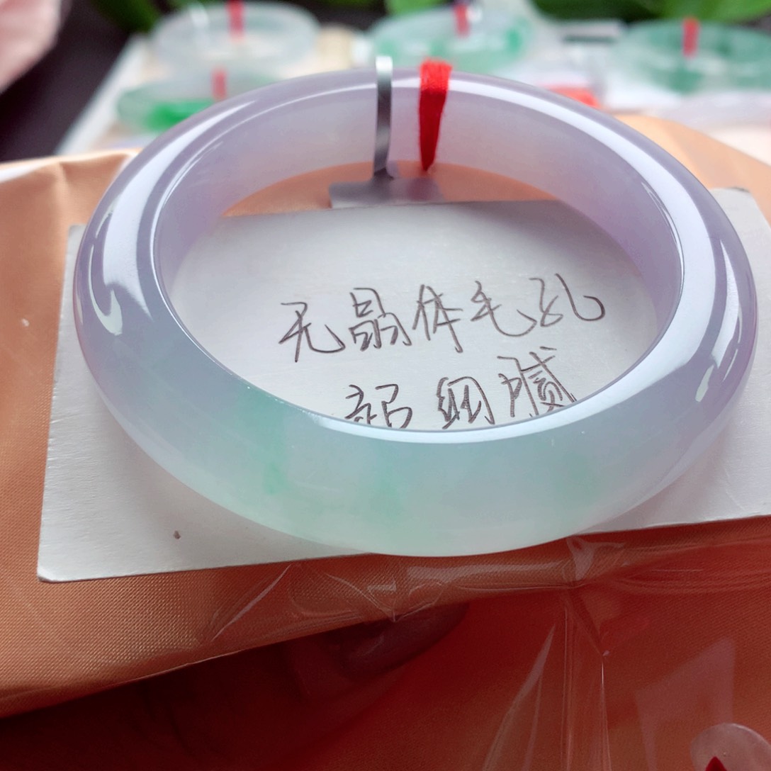 翡翠手镯未镶嵌勇****鹿师妹冰春彩至纯至净