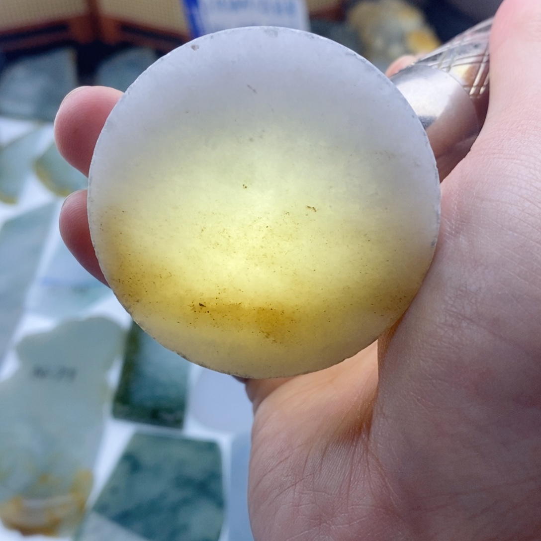 定制翡翠未镶嵌包工翡翠