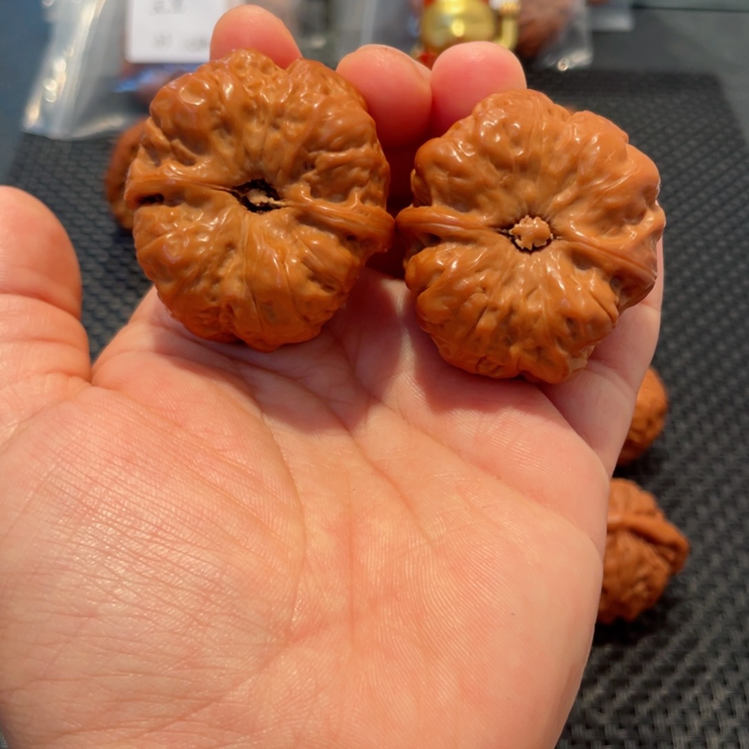 文玩核桃把件蛤蟆头40
