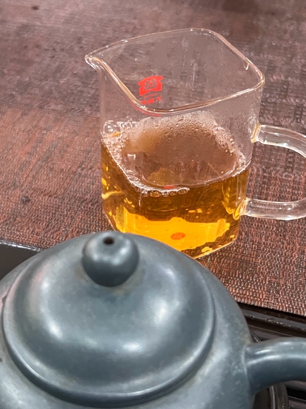 2012年易武正山普洱生茶