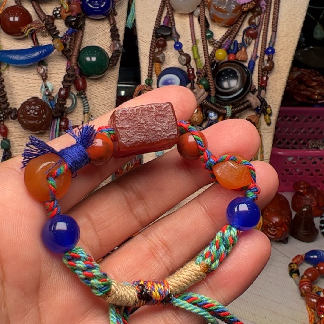 玛瑙/玉髓颈饰未镶嵌