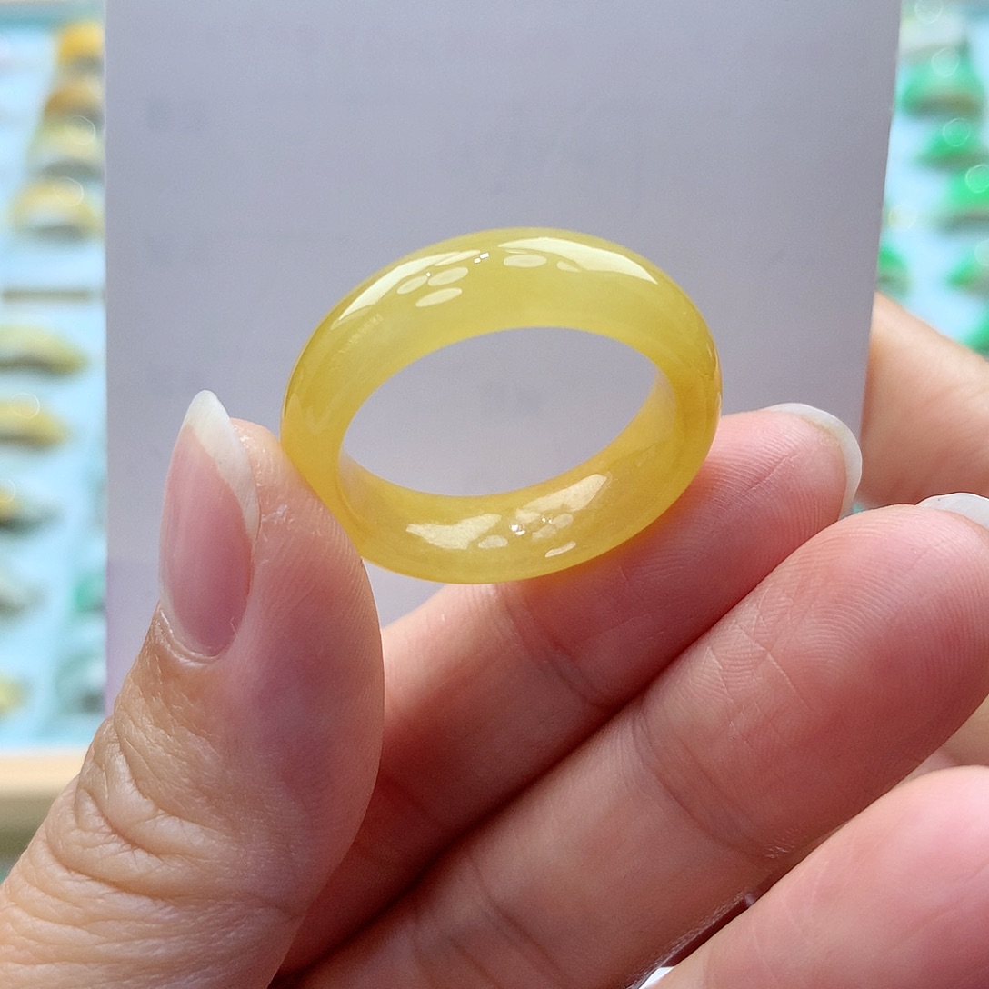 翡翠戒指未镶嵌2021圈