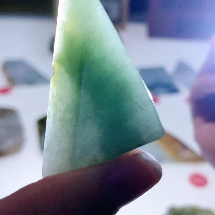 定制翡翠未镶嵌定制