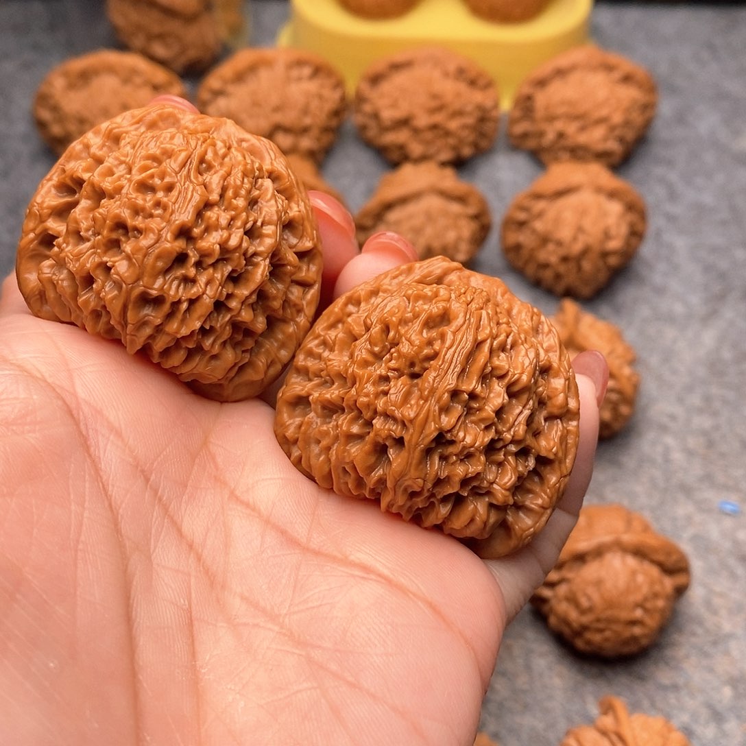 文玩核桃把件鹏**、精品南疆石42全品