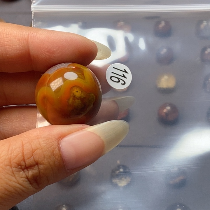 未镶嵌颈饰玛瑙/玉髓战国红