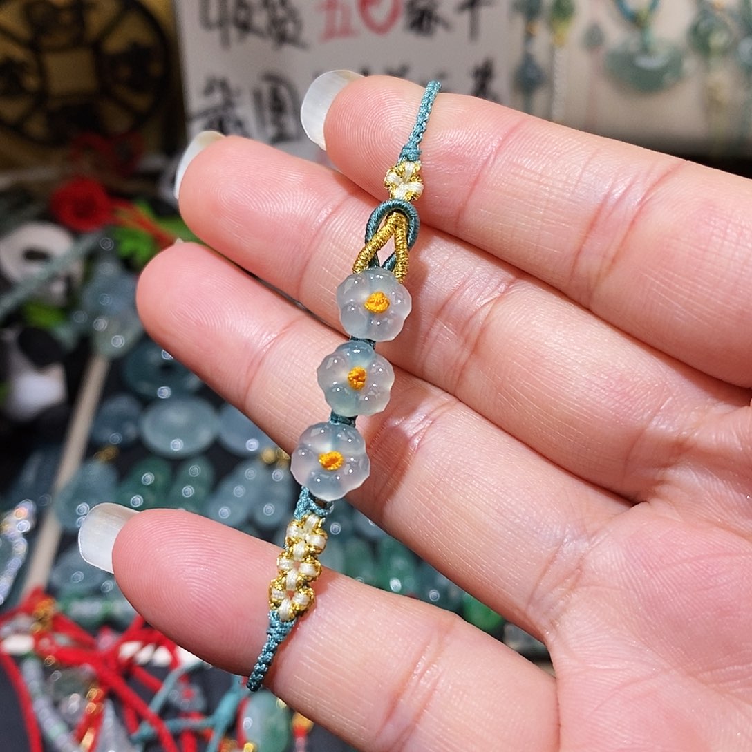 翡翠未镶嵌颈饰三花手绳15