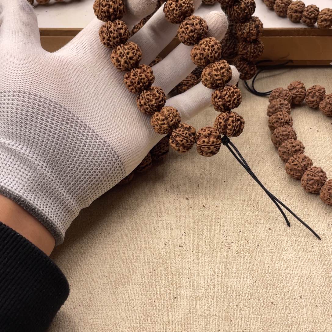 帆***。吊坠金刚菩提安娜蜂窝双龙