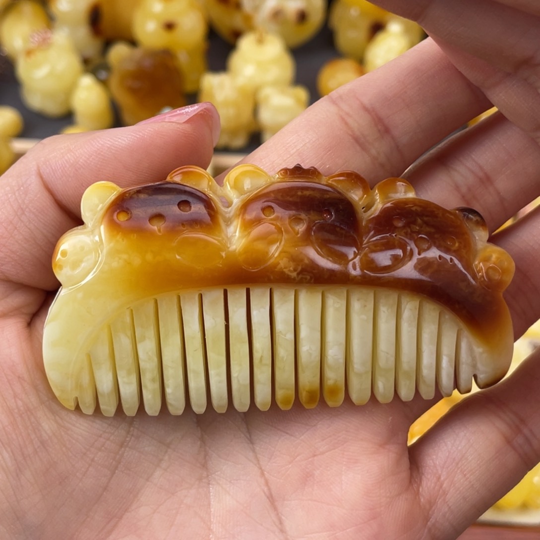 琥珀裸石未镶嵌蜜蜡